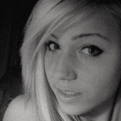 Profile Picture of Bianca Roxy Nagy (@N_Roxiii) on Twitter