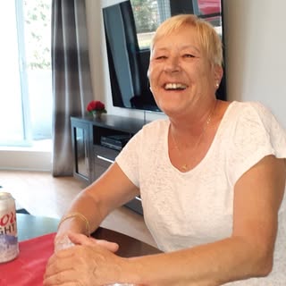 Profile Picture of Danielle Perreault (@danielle.perreault) on Instagram