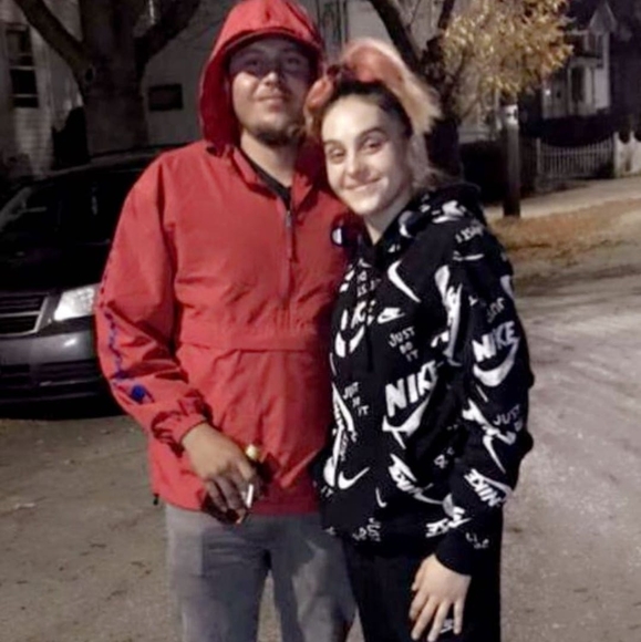 Profile Picture of Ann Chadwick (@ann_chadwick) on Poshmark