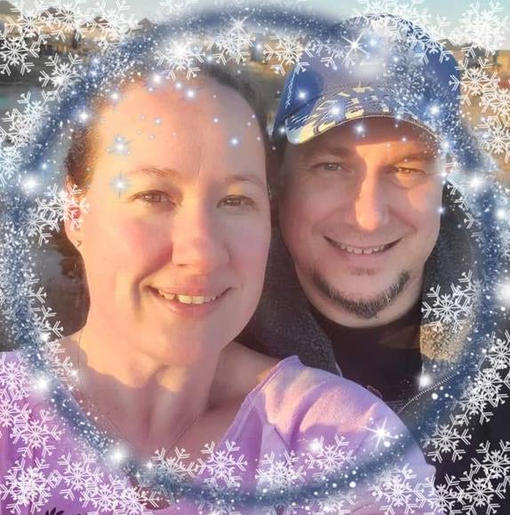 Profile Picture of Amanda Peplow (@amandapeplow) on Poshmark