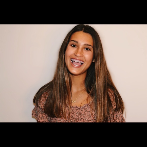 Profile Picture of Bianca Braeger (@bbraeger) on Poshmark