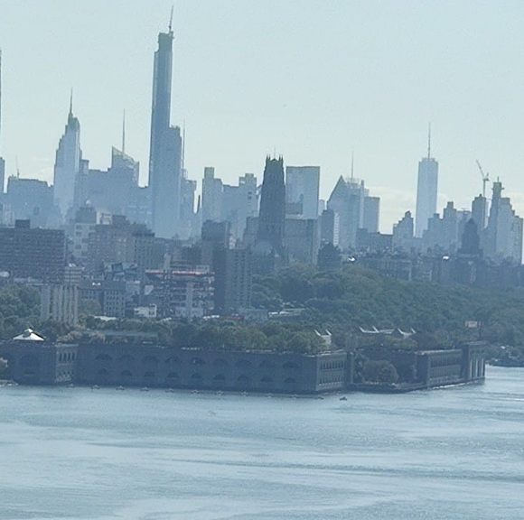 Profile Picture of Beatriz Febo (@babygurl3120) on Poshmark