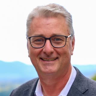 Profile Picture of Andrew Woodward (@andrewwoodward) on Instagram