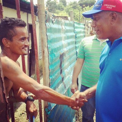 Profile Picture of Douglas Gonzalez (@DouglasUnidad) on Twitter