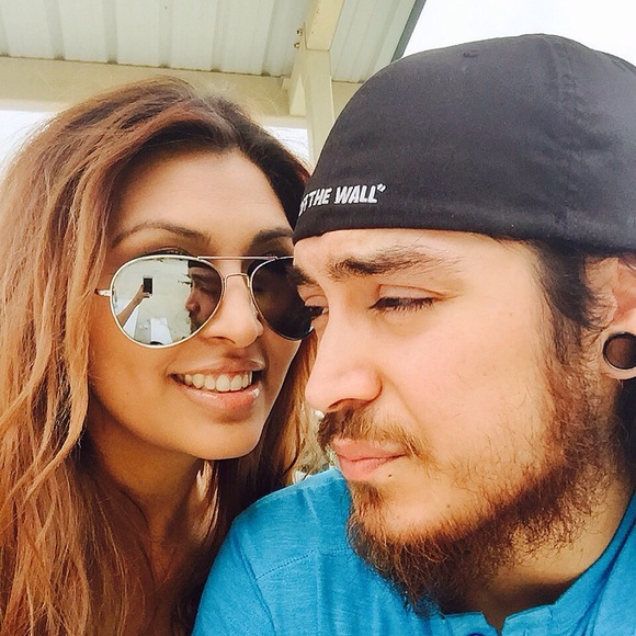 Profile Picture of Mark Esquivel (@marius87) on Poshmark