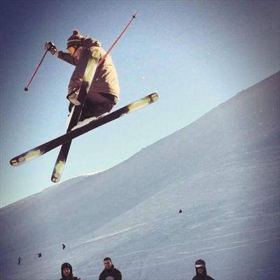 Profile Picture of Nick Zervas (@yamahaxtaki) on Twitter