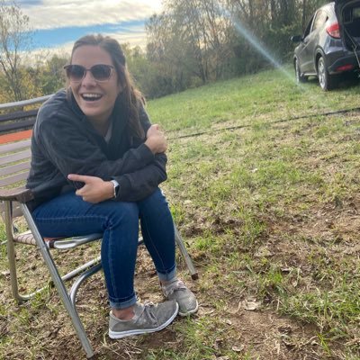 Profile Picture of Jessie Paris (@officialjessiep) on Twitter