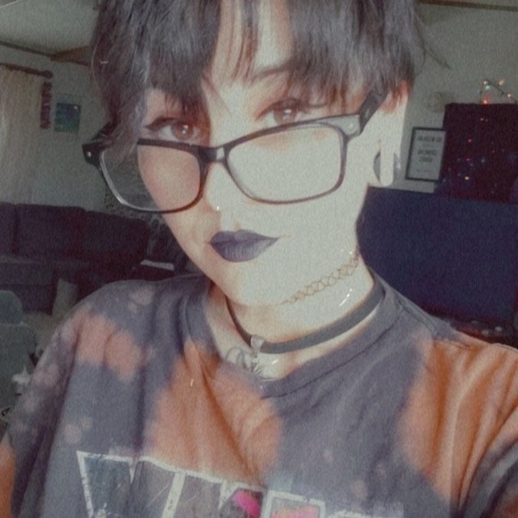 Profile Picture of Rea Libkie (@kjones092613) on Poshmark