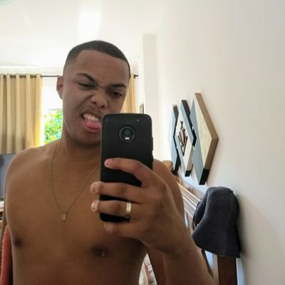 Profile Picture of  🤙🏾 💕 (@JoLu_Navarro) on Twitter