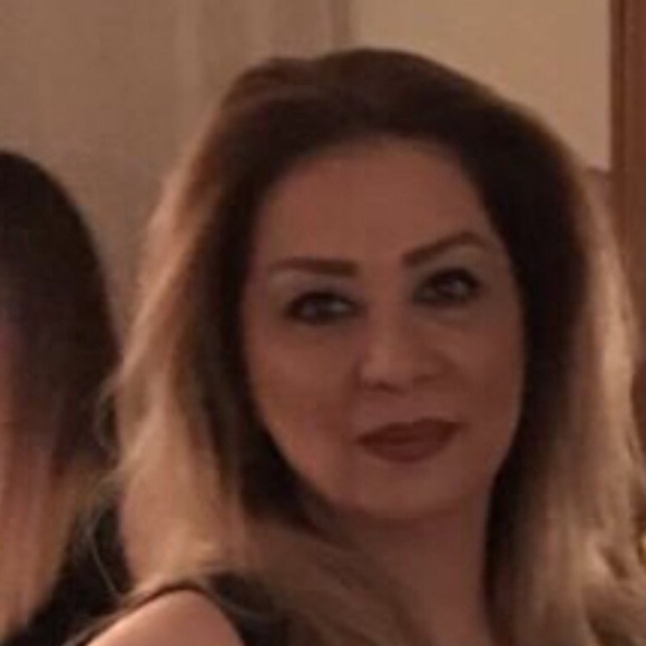 Profile Picture of Arezou Shahrokhi (@azishah) on Poshmark