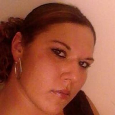 Profile Picture of Lisa Almanza (@lisagotschika) on Twitter
