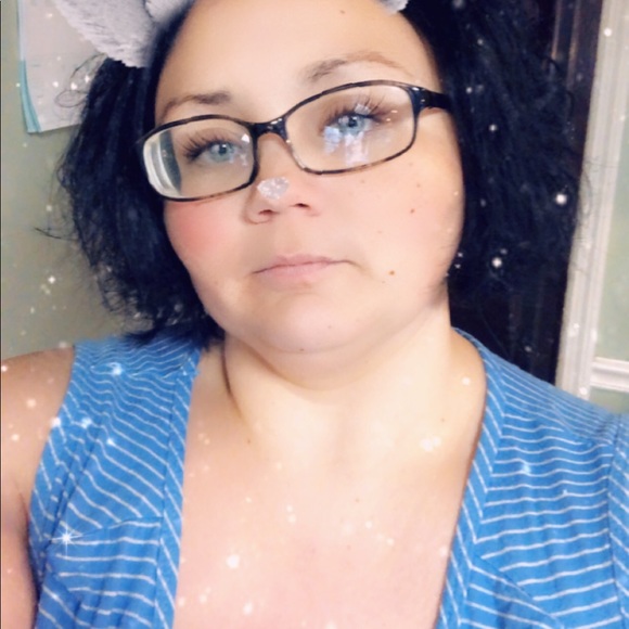 Profile Picture of Kate Jordan (@catherinej512) on Poshmark