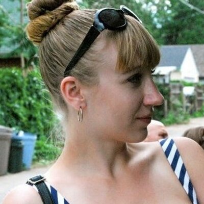 Profile Photo of Leslie Gehring (@leslieanneg) on Twitter