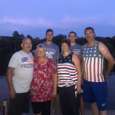 Profile Picture of Nate Cook (@natecook34) on Twitter