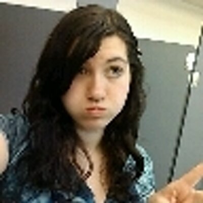 Profile Picture of Savannah Singleton (@singlepineapple) on Twitter
