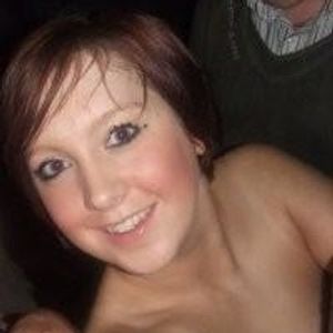 Profile Picture of Esther Thompson (@giveyourselftheshivers) on Myspace