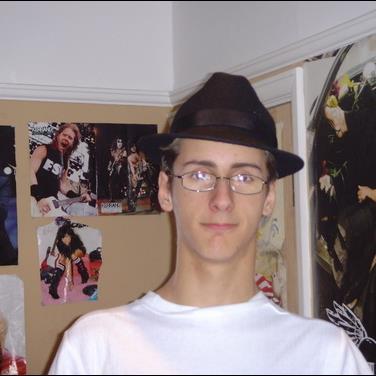 Profile Picture of Charlie Hearn (@chazhearn1990) on Twitter