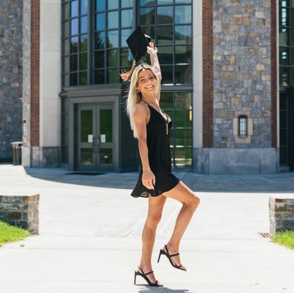 Profile Picture of Haley Ryan (@hayryan) on Poshmark