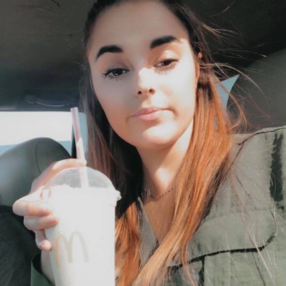 Profile Picture of Markie Haston (@markeyhaston) on Poshmark