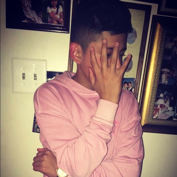 Profile Picture of Henry Casarrubias (@henrycrespo) on Poshmark