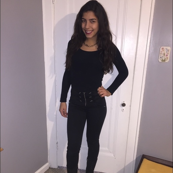 Profile Picture of Jenna Gebara (@jennagebara) on Poshmark