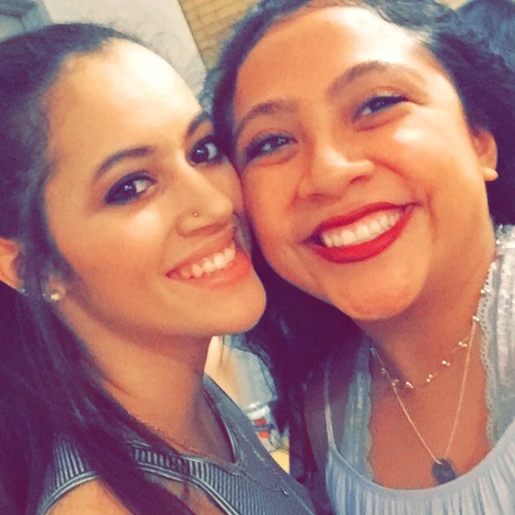 Profile Picture of Jacey Houghteling (@jhoughteling) on Poshmark