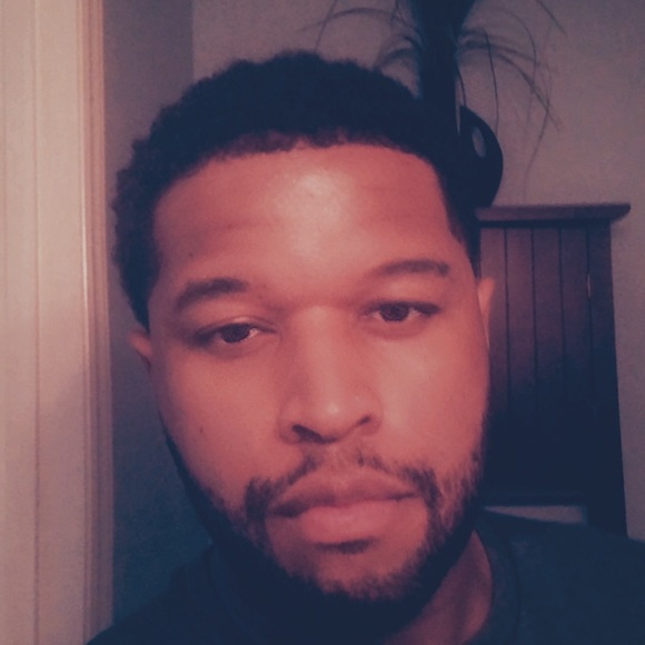 Profile Picture of Will Privette (@willmatic11) on Poshmark