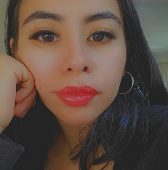 Profile Picture of Fabiola Michel (@fabbyxm) on Poshmark