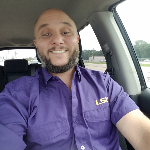 Profile Picture of Alyks-paul Kerr (@chefapk) on Poshmark