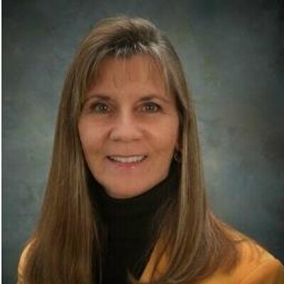 Profile Picture of Phyllis Wolfe (@PhyllisWolfe1) on Twitter