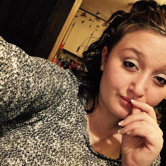 Profile Picture of Lexandkota Parrish (@lexiimccormickk) on Poshmark