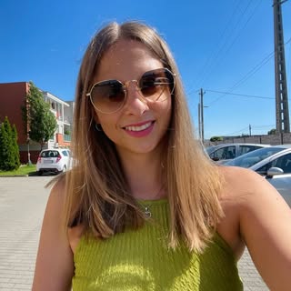 Profile Picture of Dóra Alexandra Román (@dora.alexandra) on Instagram
