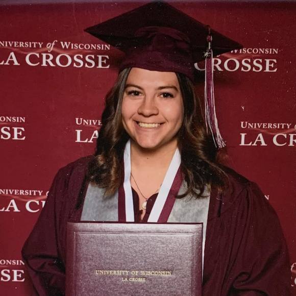 Profile Picture of Jackie Watry (@jackiewatry) on Poshmark