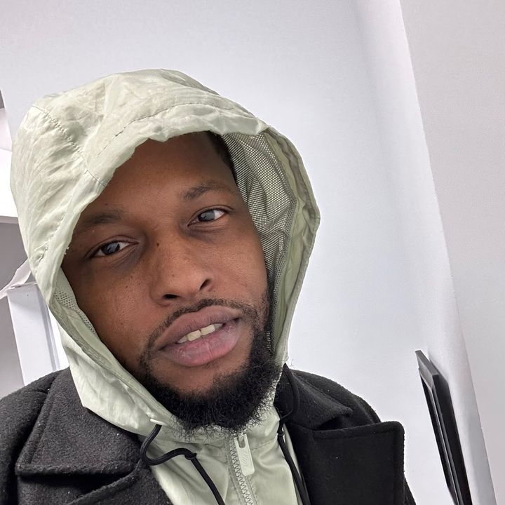 Profile Picture of CNA HART (@thomashart00) on Tiktok