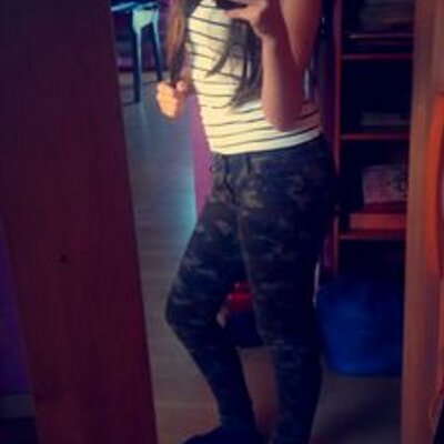 Profile Picture of Julia Dann (@JuliaSprz) on Twitter