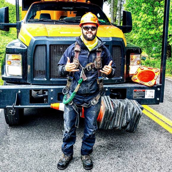 Profile Picture of Andrew Glynn (@andrewg3230) on Poshmark