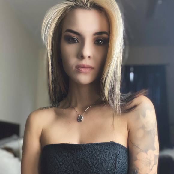 Profile Picture of Brandi Tabaldo (@brandilynn234) on Poshmark