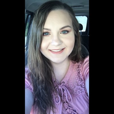 Profile Picture of Marissa  🌸 (@MarissaMaynard9) on Twitter