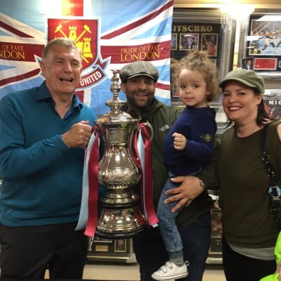 Profile Picture of Richard Charles (@gangstar1980) on Twitter