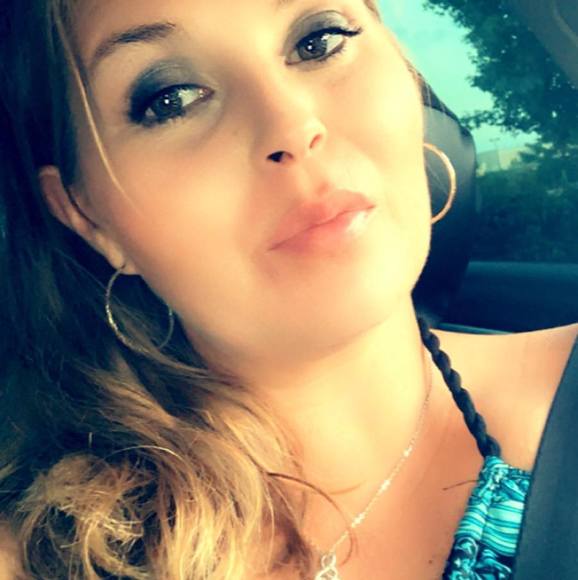 Profile Picture of Jamie Cramier (@jfields0815) on Poshmark