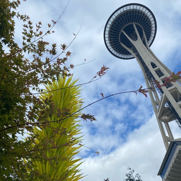 Profile Picture of Omar Lewis (@olewis89) on Poshmark