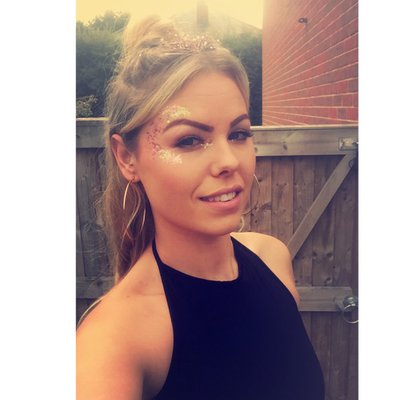 Profile Picture of Danielle Smart (@Daniellesmart1) on Twitter