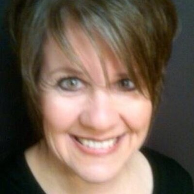 Profile Picture of Nancy Hodges (@nanarbug) on Twitter