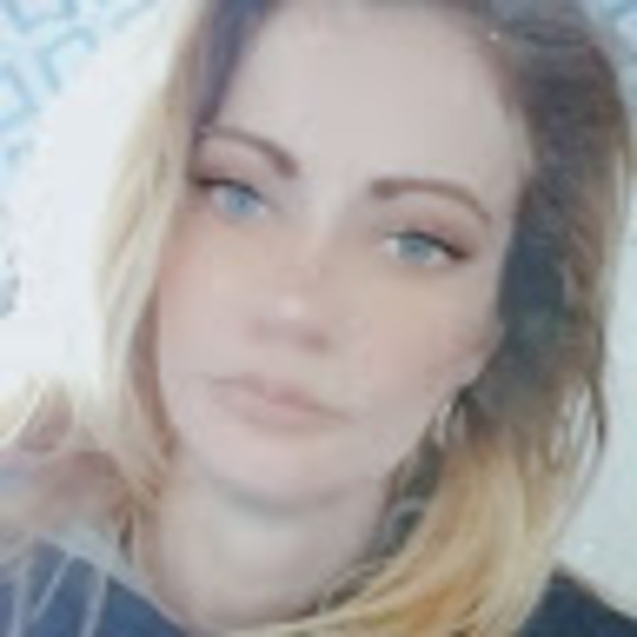 Profile Picture of Victoria Cochrane (@vcochrane1014) on Poshmark