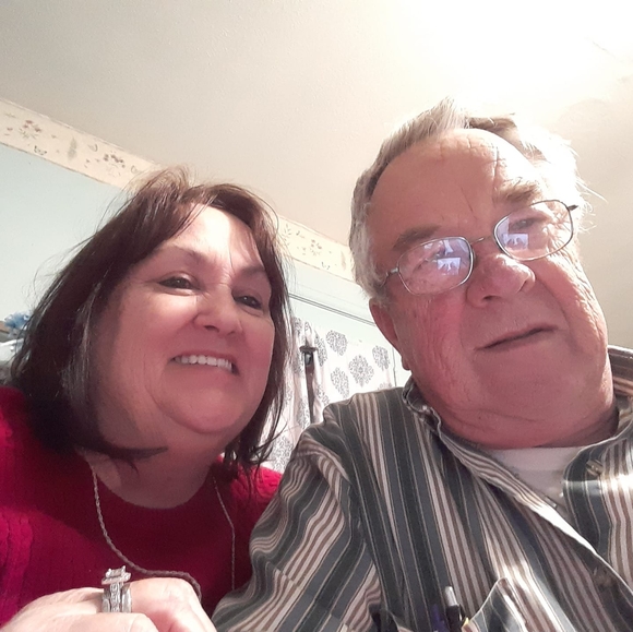 Profile Picture of Sandra Hicks (@sandyhicks88) on Poshmark