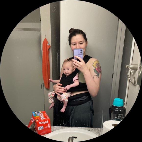 Profile Picture of Brandy Horton (@brandyo772) on Poshmark