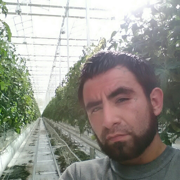 Profile Picture of Paul Necochea (@jeyrockoner) on Poshmark