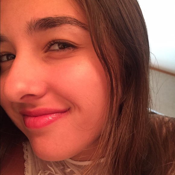 Profile Picture of Julia Park (@juliappark) on Poshmark