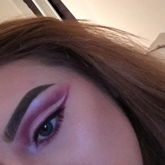 Profile Picture of Destanie Populus (@desstaniie) on Poshmark