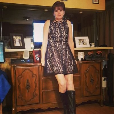 Profile Picture of Tammy Jeffries (@tleegirl1970) on Twitter